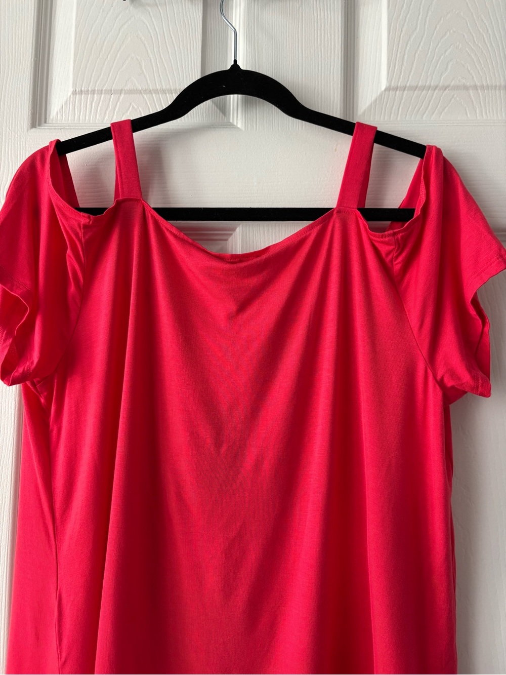 Cable & Gauge Red Cold-Shoulder Tank Top with Ring Strap Detail - Picture 8 of 15